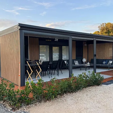 Holiday home Maestralka Drage