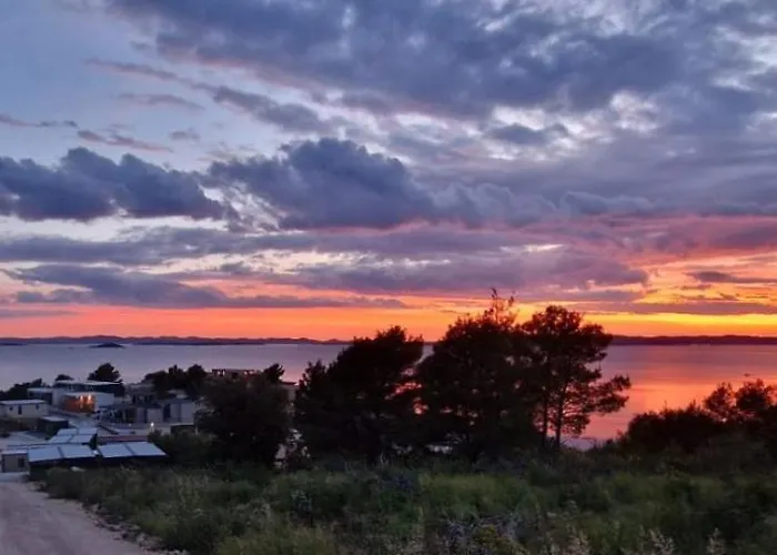 Maestralka Сasa de vacaciones Drage